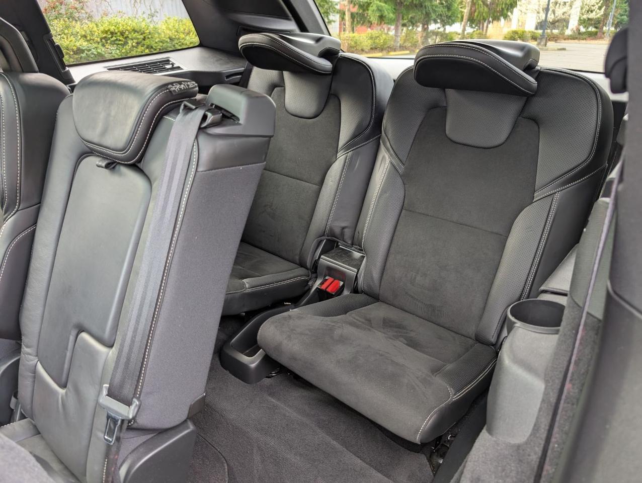 2019 Volvo XC90 Recharge T8 PHEV Hybrid AWD R-Design | Bowers & Wilkins Premium Audio, Pilot Assist, Air Suspension, Head Up Portland OR