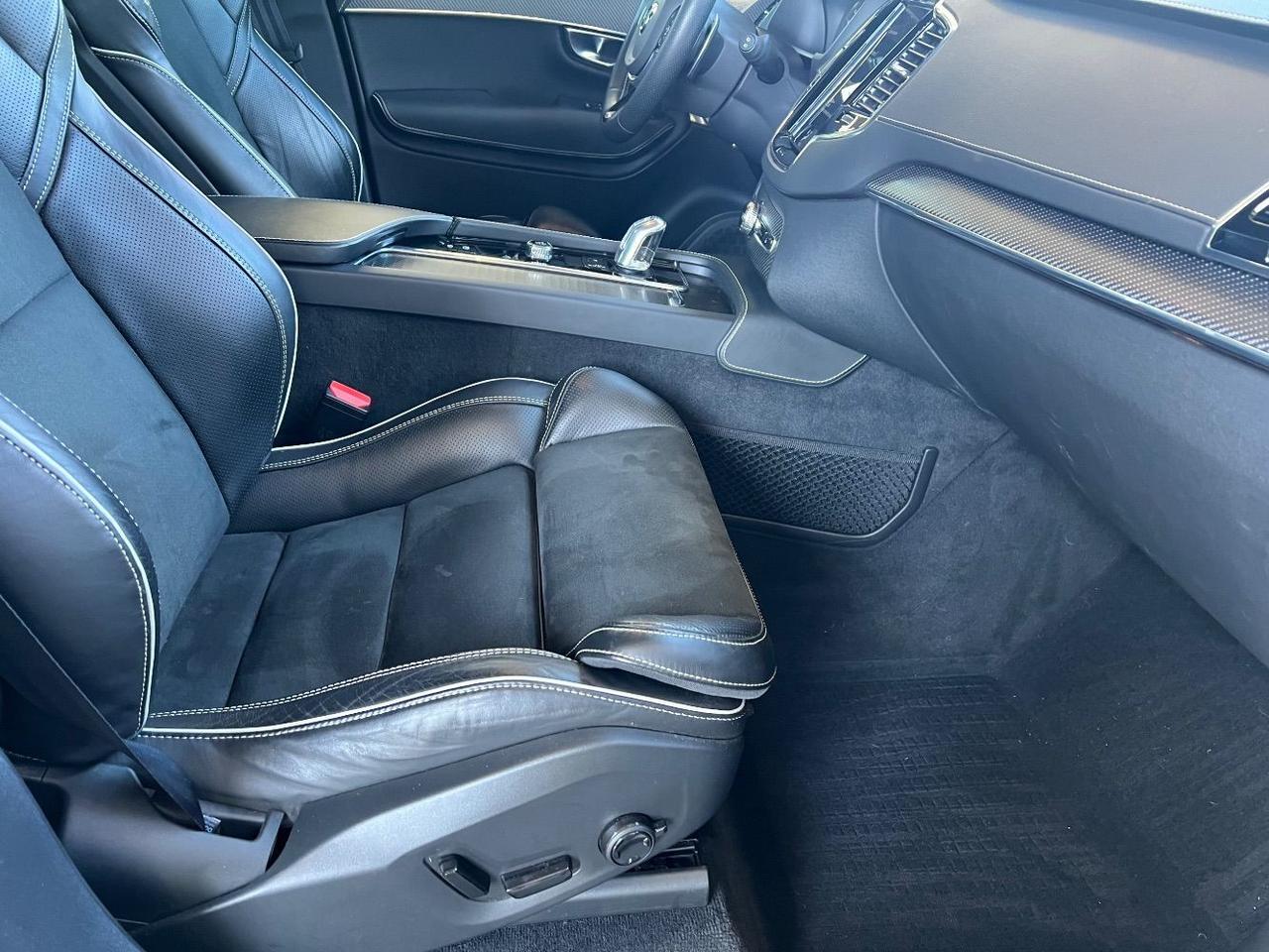 2019 Volvo XC90 Recharge T8 PHEV Hybrid AWD R-Design | Bowers & Wilkins Premium Audio, Pilot Assist, Air Suspension, Head Up Portland OR