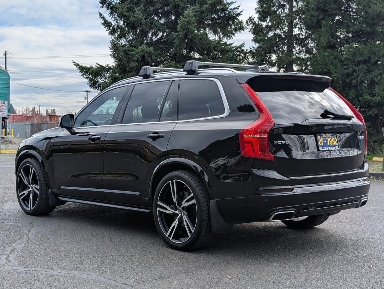 2019 Volvo XC90 Recharge T8 PHEV Hybrid AWD R-Design | Bowers & Wilkins Premium Audio, Pilot Assist, Air Suspension, Head Up Portland OR