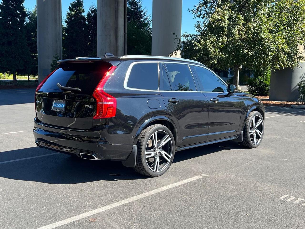 2019 Volvo XC90 Recharge T8 PHEV Hybrid AWD R-Design | Bowers & Wilkins Premium Audio, Pilot Assist, Air Suspension, Head Up Portland OR
