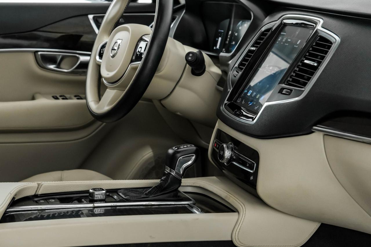 2019 Volvo XC90 T5 MOMENTUM BLIND SPOT ASSIST PANORAMA LEATHER HEATED SEATS REAR CAMERA KEYLESS START Carrollton TX