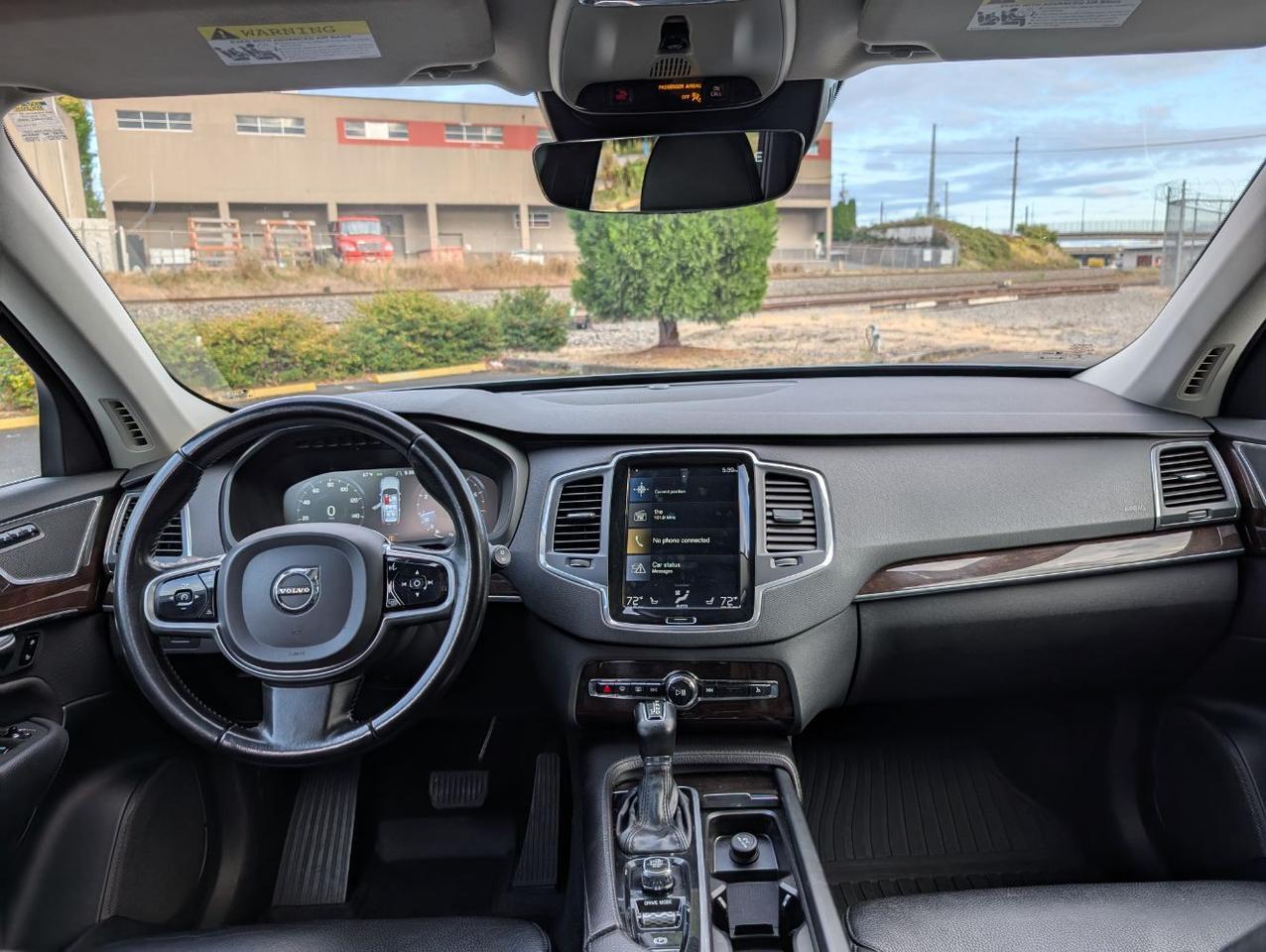 2019 Volvo XC90 T6 AWD Momentum w/High Performace Audio, Pilot Assist, Booster Seat, Heated Leather Seats Portland OR