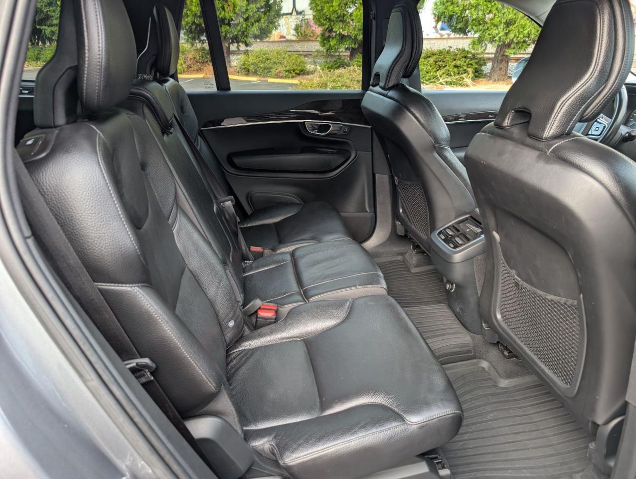 2019 Volvo XC90 T6 AWD Momentum w/High Performace Audio, Pilot Assist, Booster Seat, Heated Leather Seats Portland OR