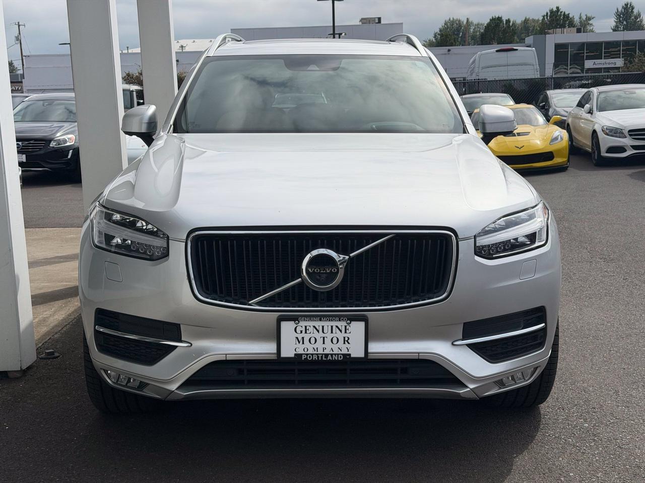 2019 Volvo XC90 T6 Momentum