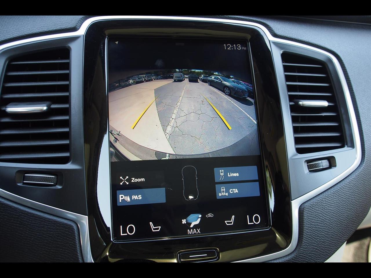 2019 Volvo XC90 T6 Momentum