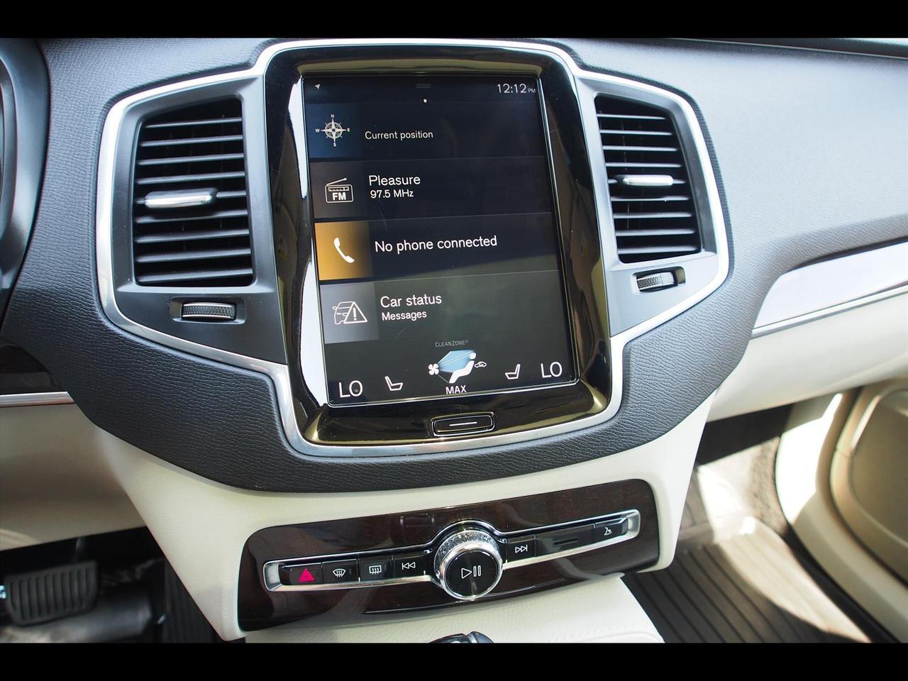 2019 Volvo XC90 T6 Momentum