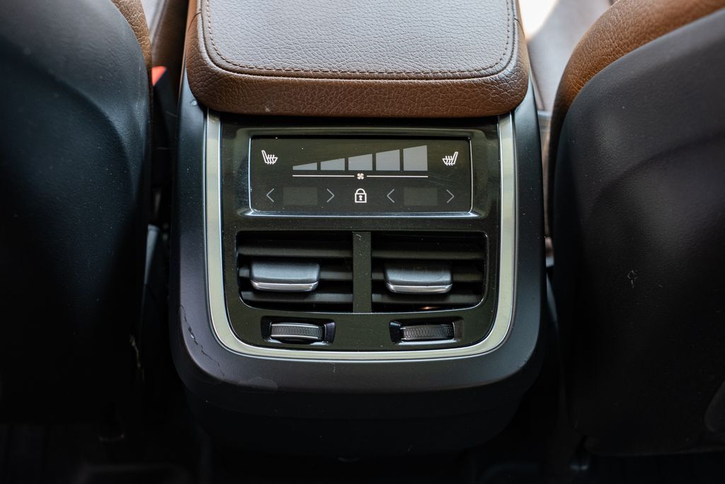 2019 Volvo XC90 T6 Momentum Beaverton OR