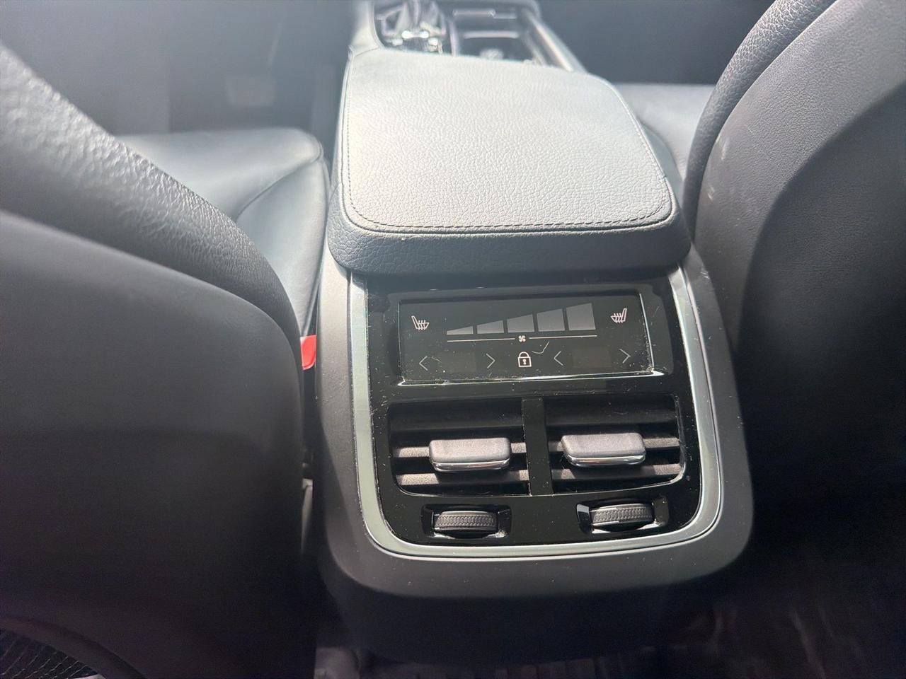 2019 Volvo XC90 T6 Momentum Gaithersburg MD