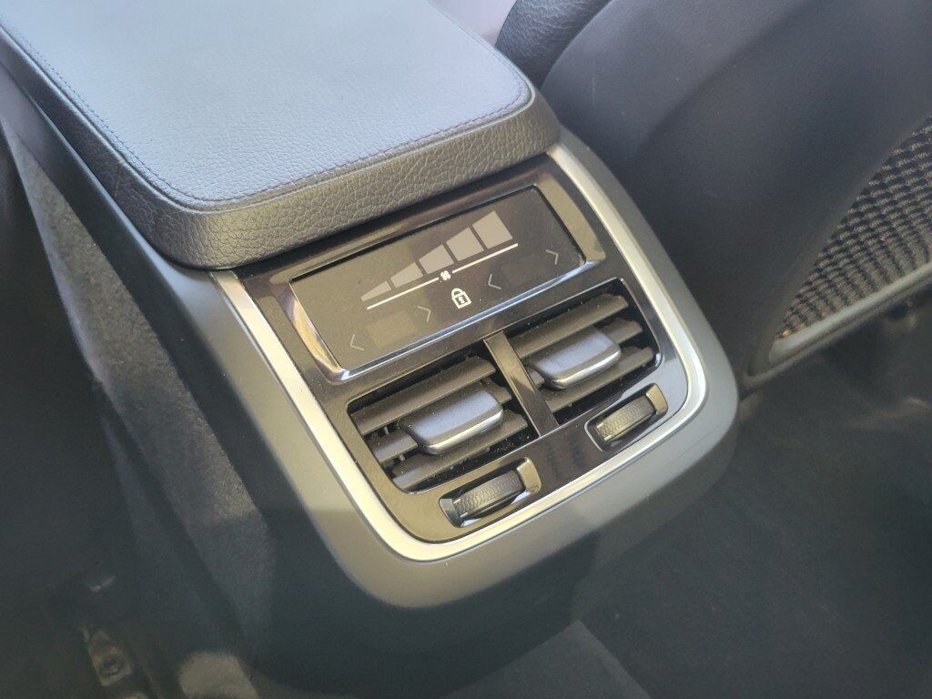 2019 Volvo XC90 T6 Momentum Chantilly VA