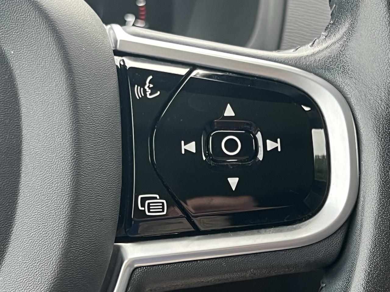 2019 Volvo XC90 T6 Momentum Chantilly VA