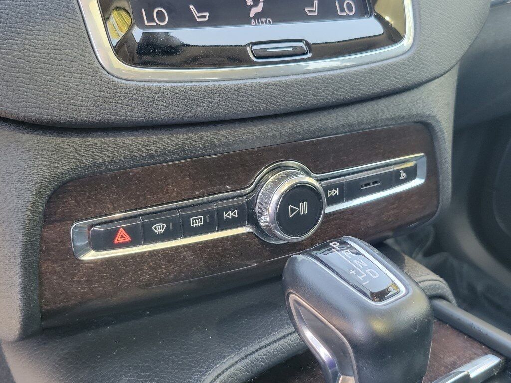2019 Volvo XC90 T6 Momentum Chantilly VA