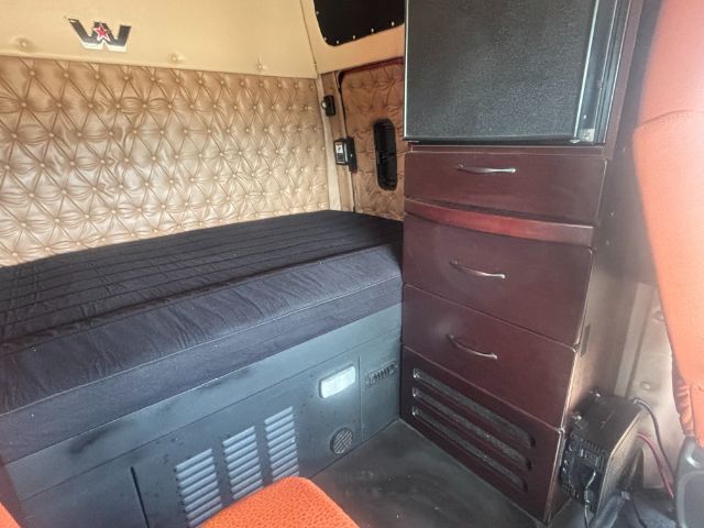 2019 Western Star 5700 XE Set Back Axle w/Sleepe . Seville OH