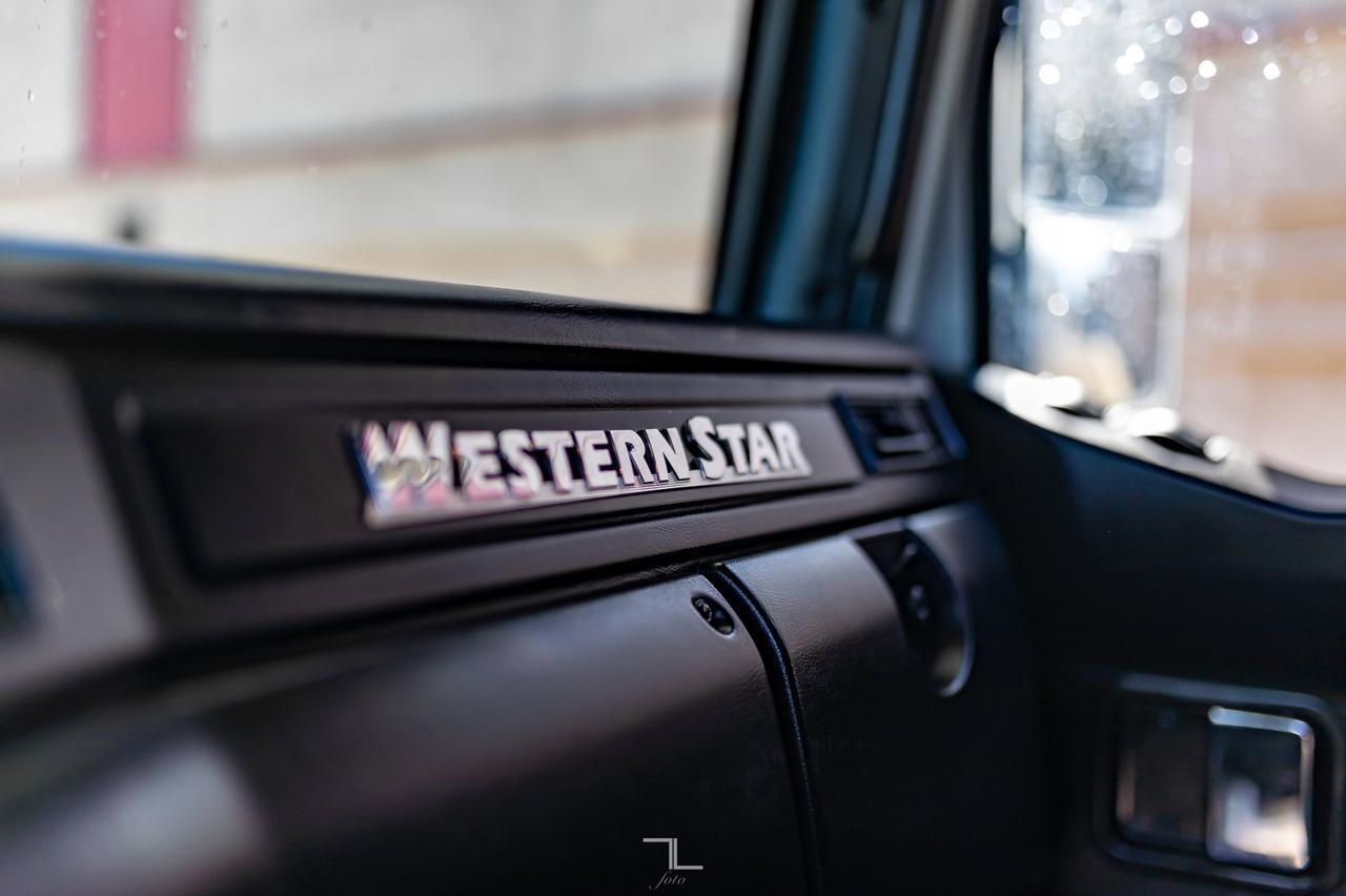 2019 Western Star 5700 XE Tractor Sleeper Red Deer AB