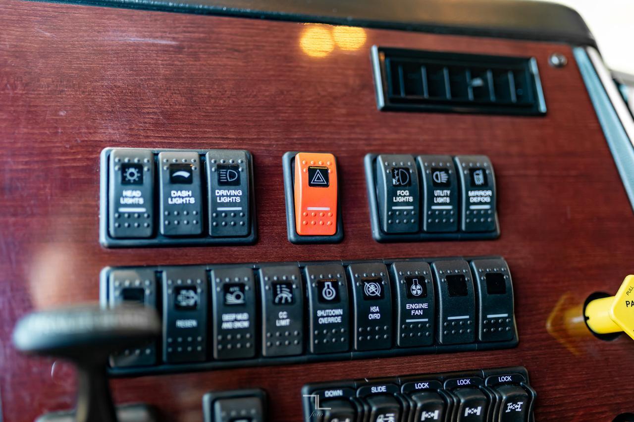 2019 Western Star 5700 XE Tractor Sleeper Red Deer AB