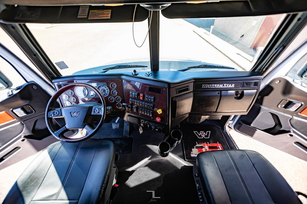 2019 Western Star 5700 XE Tractor Sleeper Red Deer AB