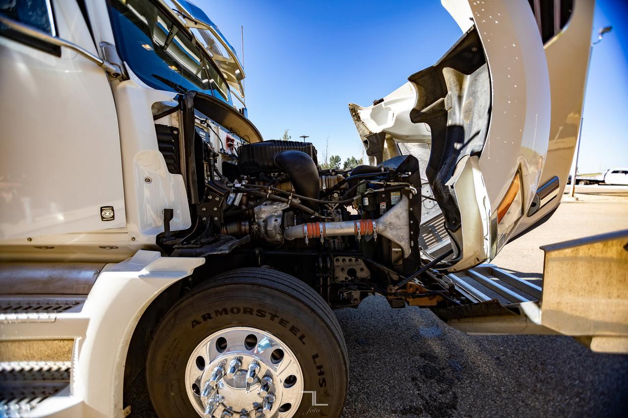 2019 Western Star 5700 XE Tractor Sleeper Red Deer AB