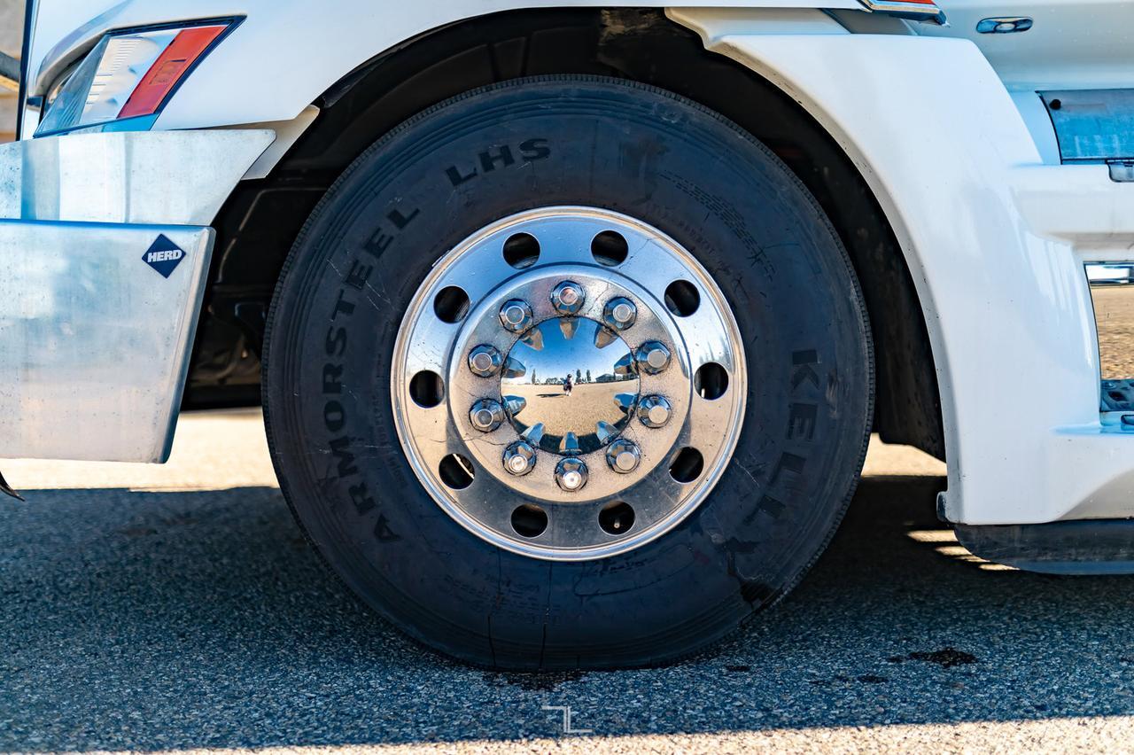 2019 Western Star 5700 XE Tractor Sleeper Red Deer AB