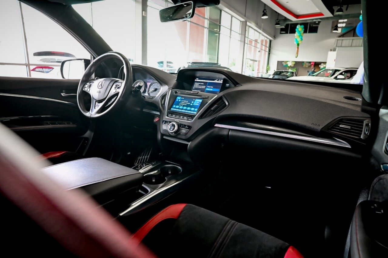 2020 Acura MDX Technology A-Spec photo 25