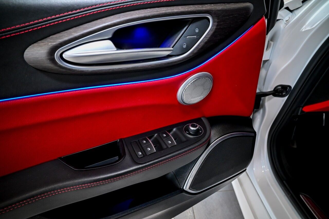 2020 Alfa Romeo Giulia Ti Lusso AWD, Active Driver Assist, Pano Roof, Wireless Charging Springfield NJ