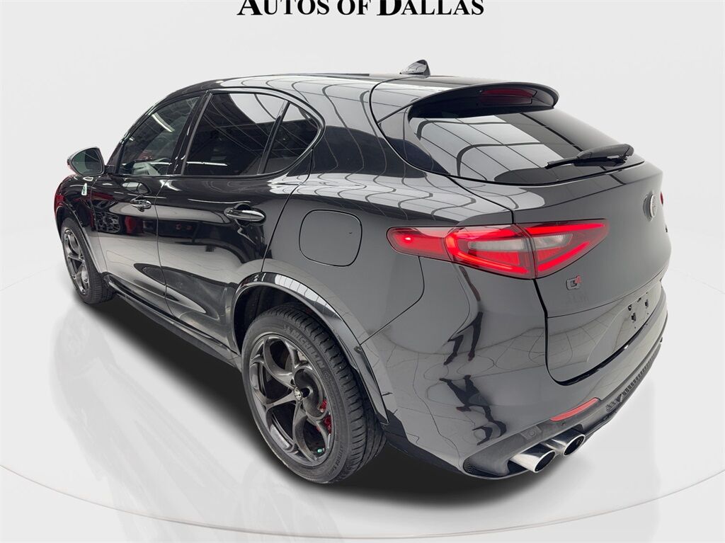 2020 Alfa Romeo Stelvio Quadrifoglio NAV,CAM,PANO,HTD STS,BLIND SPOT,20&quot; W Plano TX