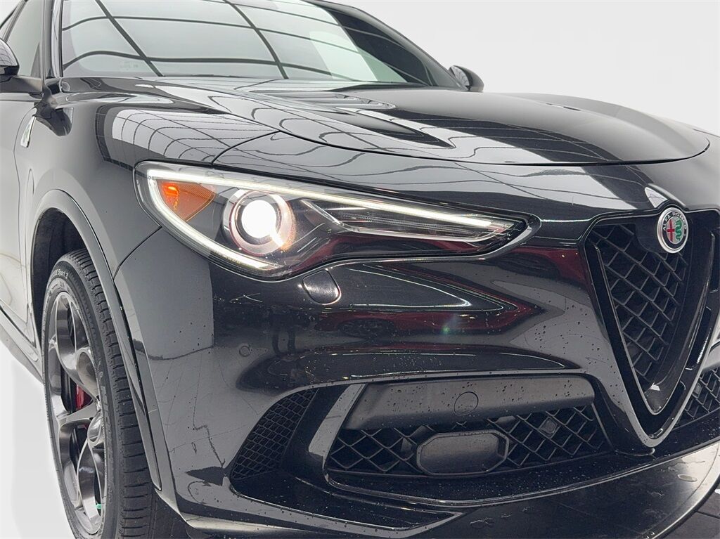 2020 Alfa Romeo Stelvio Quadrifoglio NAV,CAM,PANO,HTD STS,BLIND SPOT,20&quot; W Plano TX