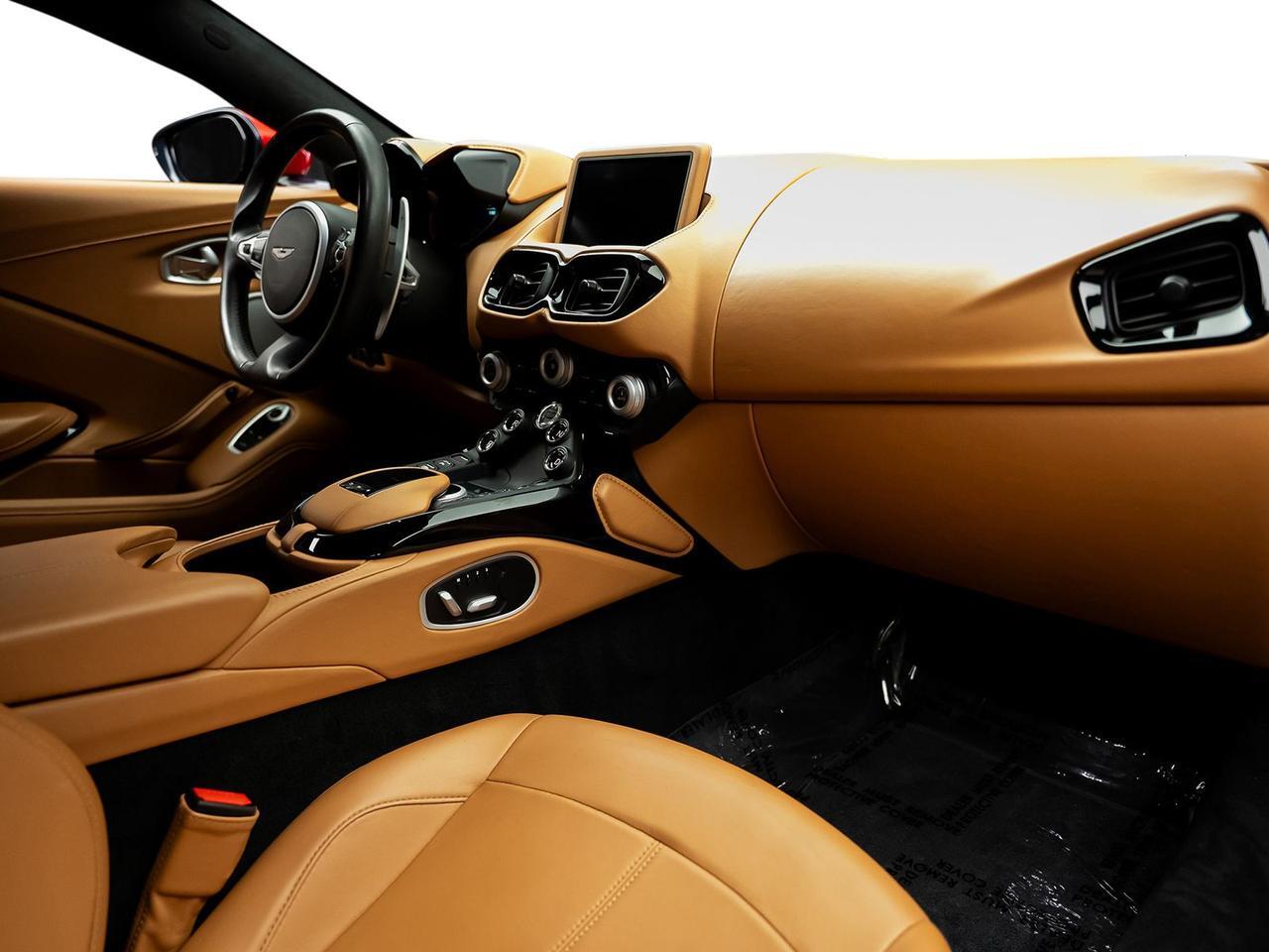 2020 Aston Martin Vantage Base