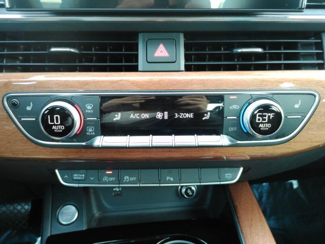 2020 Audi A4 Premium Plus 40 TFSI Front-Wheel Drive S tronic Plano TX