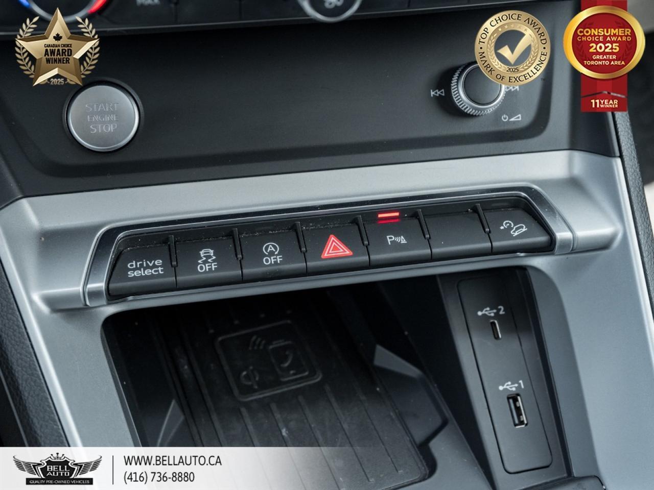 2020 Audi Q3 Komfort | PANOROOF | PARKASST | WIRELESSCHRG | BLUETOOTH | HTD LTHR SEATS | BACKUPCAM | NOACCIDENT Toronto ON