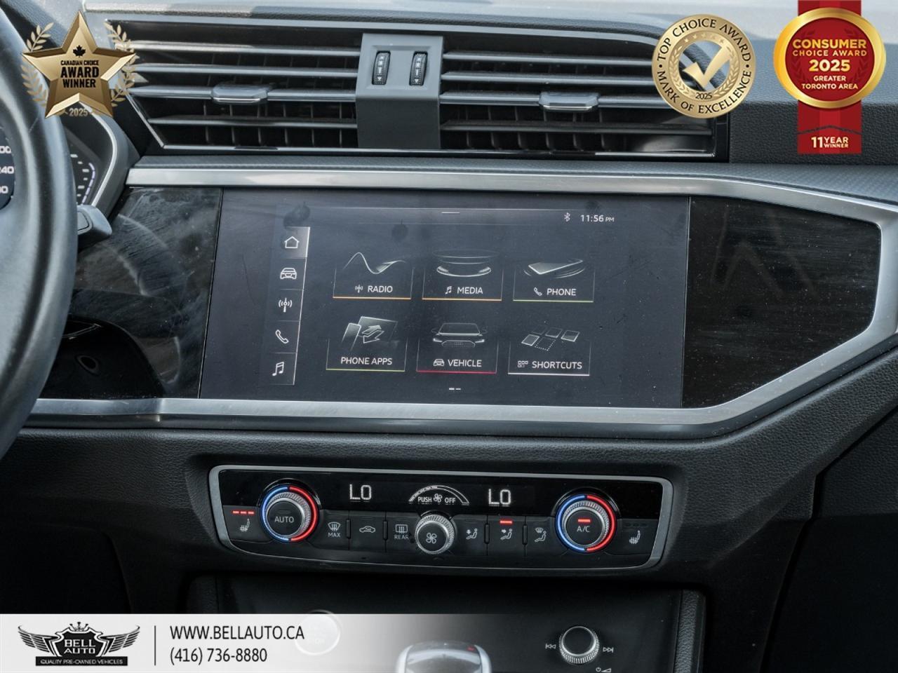 2020 Audi Q3 Komfort | PANOROOF | PARKASST | WIRELESSCHRG | BLUETOOTH | HTD LTHR SEATS | BACKUPCAM | NOACCIDENT Toronto ON