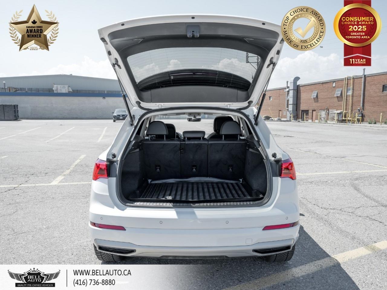 2020 Audi Q3 Komfort | PANOROOF | PARKASST | WIRELESSCHRG | BLUETOOTH | HTD LTHR SEATS | BACKUPCAM | NOACCIDENT Toronto ON