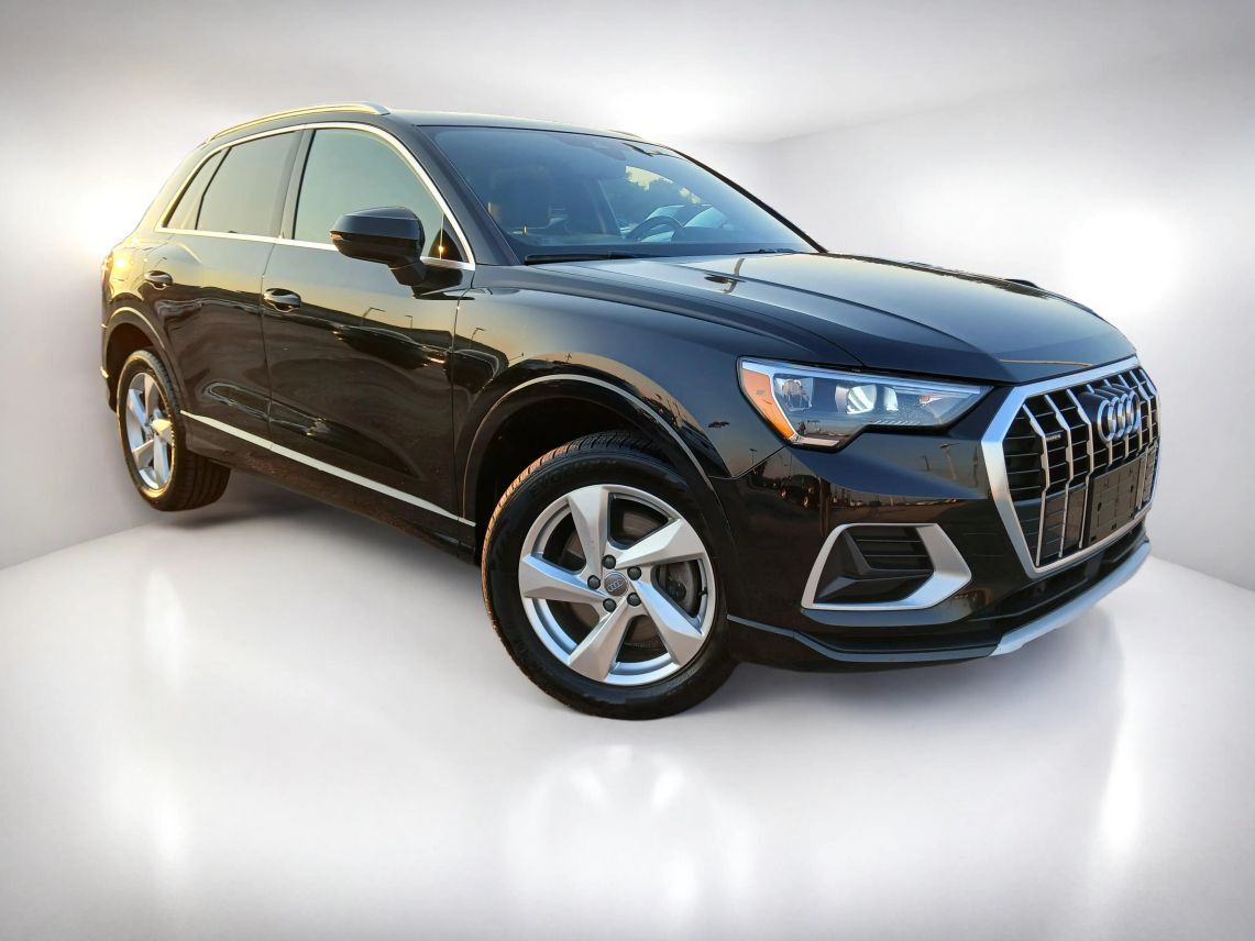 2020 Audi Q3 Premium Sport Utility 4D