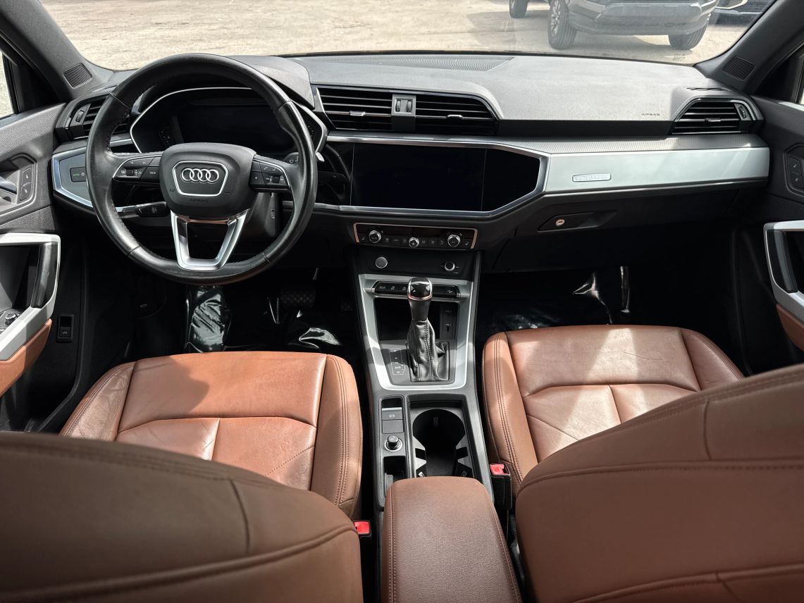 2020 Audi Q3 Premium Sport Utility 4D