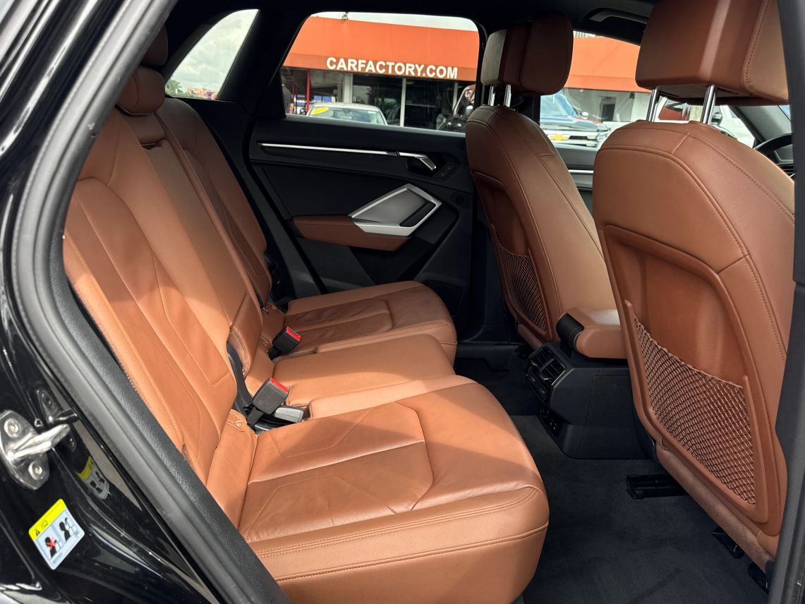 2020 Audi Q3 Premium Sport Utility 4D