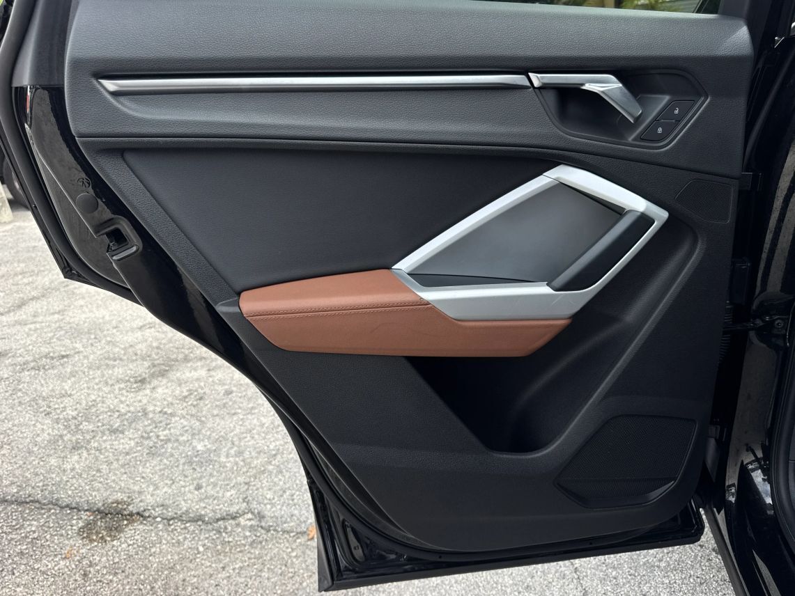 2020 Audi Q3 Premium Sport Utility 4D