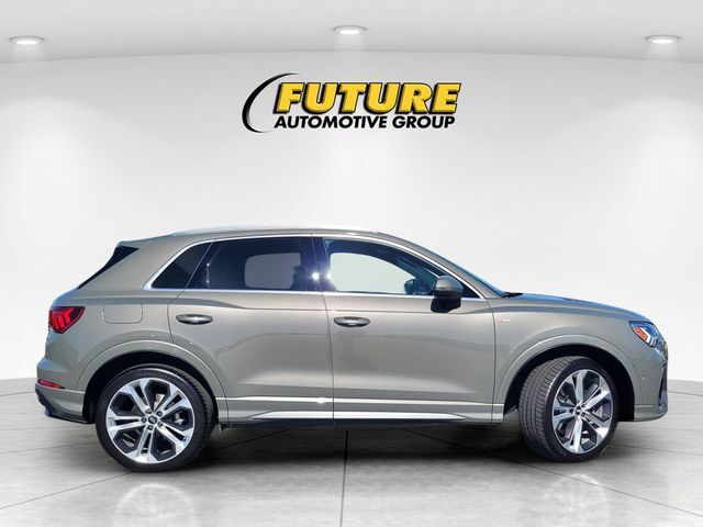 2020 Audi Q3 Prestige S line