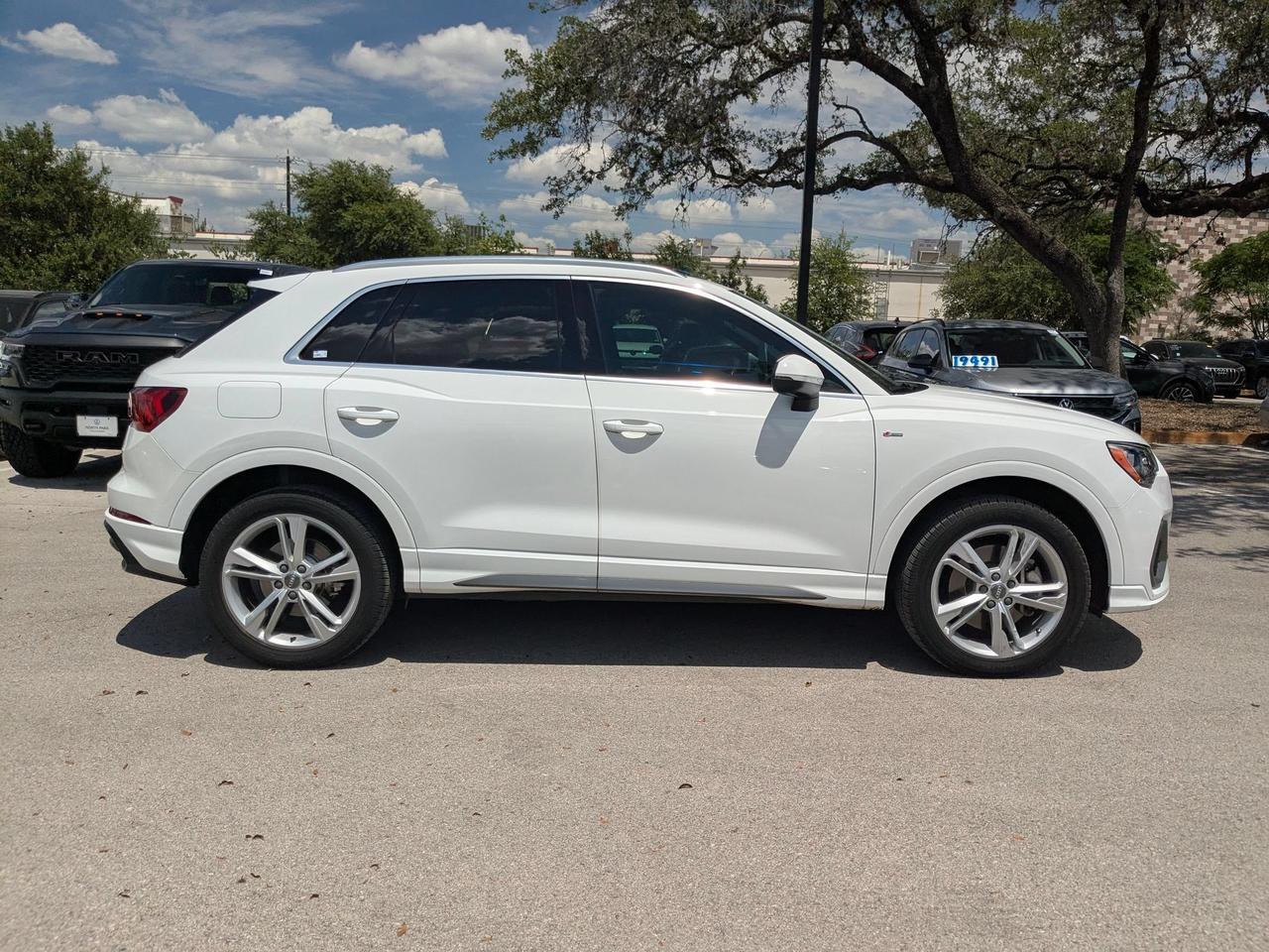 2020 Audi Q3 S line Premium