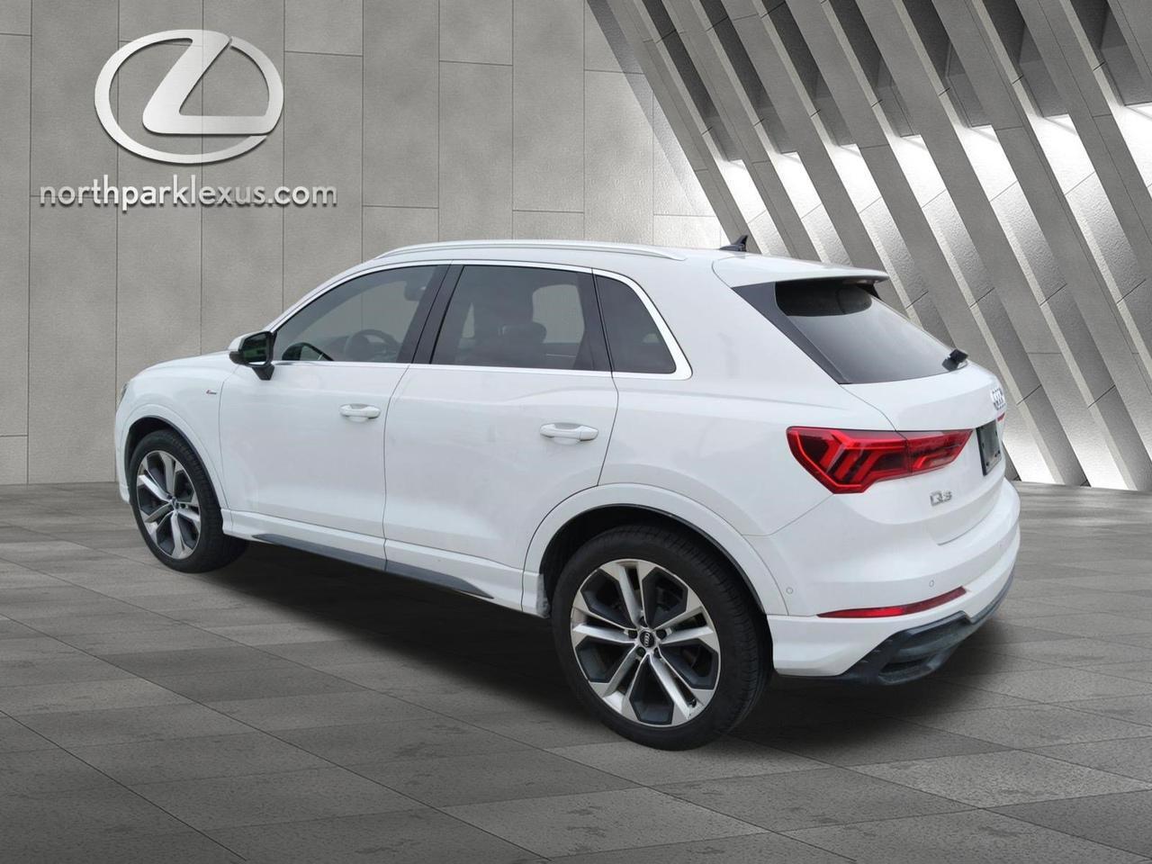 2020 Audi Q3 S line Prestige