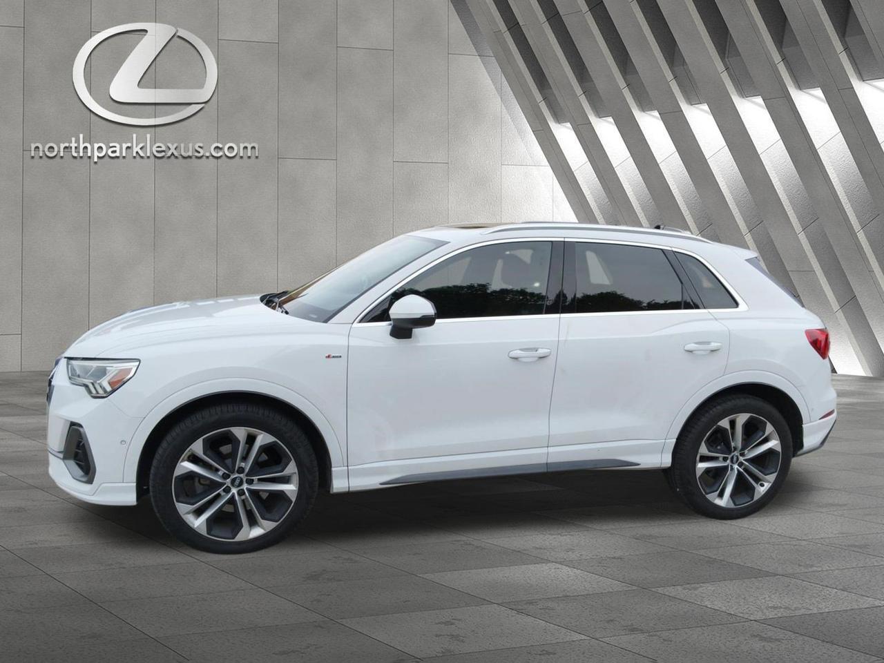 2020 Audi Q3 S line Prestige
