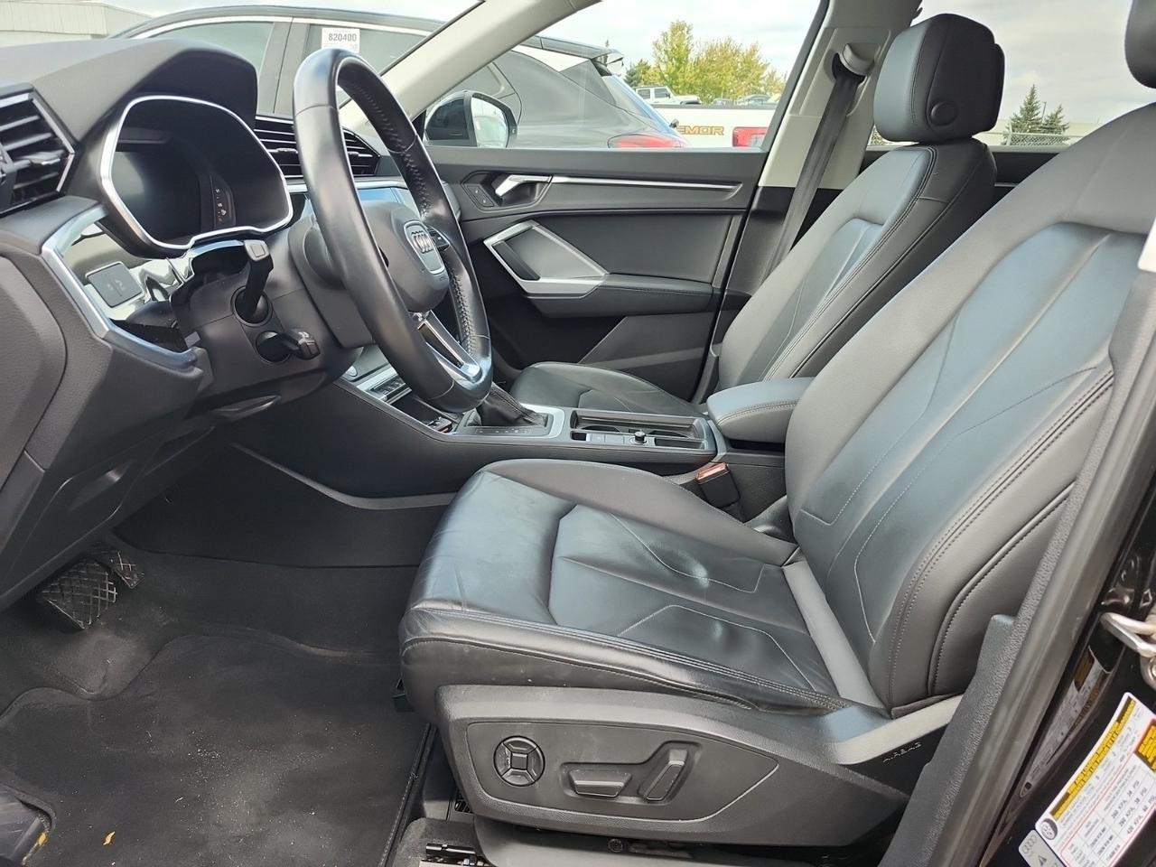 2020 Audi Q3 Technik S-LINE QUATTRO PANOROOF B.CAM NOACCIDENT Toronto ON