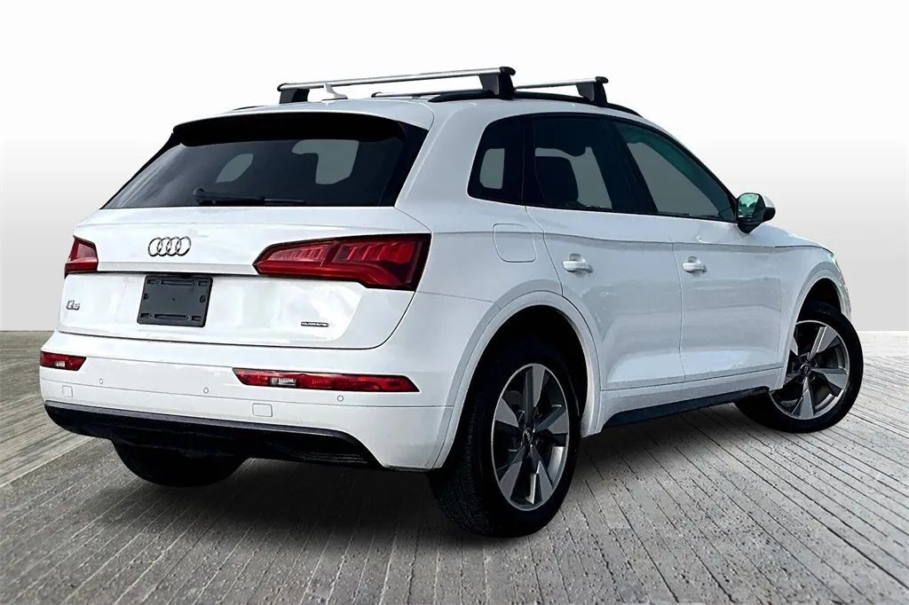 2020 Audi Q5 45 TFSI Titanium Premium Sport Utility 4D Maitland FL