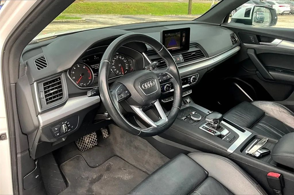 2020 Audi Q5 45 TFSI Titanium Premium Sport Utility 4D Maitland FL