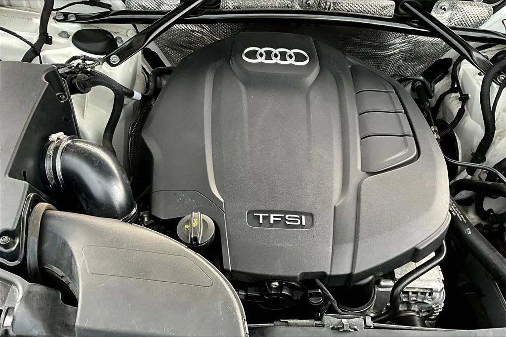 2020 Audi Q5 45 TFSI Titanium Premium Sport Utility 4D Maitland FL