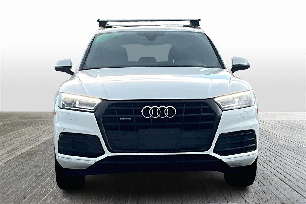 2020 Audi Q5 45 TFSI Titanium Premium Sport Utility 4D Maitland FL