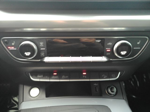 2020 Audi Q5 Premium 45 TFSI quattro S tronic Plano TX