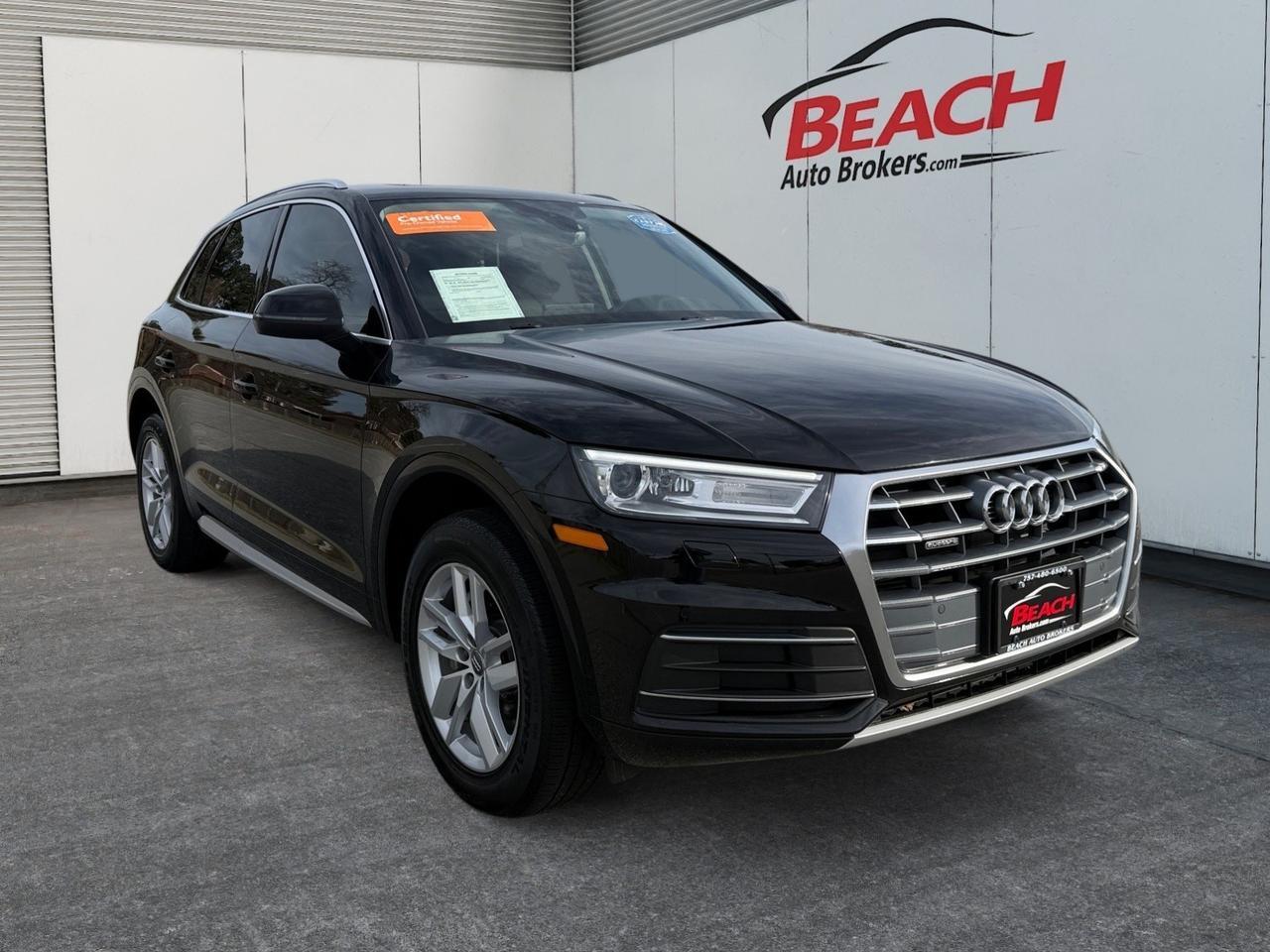 2020 Audi Q5 Premium, HEATED SEATS, MOONROOF, UNIVERSAL GARAGE DOOR OPENER, POWER MIRRORS, KEYLESS ENTRY, BACKUP CAMERA, BLUETOOTH, MEMORY DRIVE SEATS, CLEAN CARFAX!