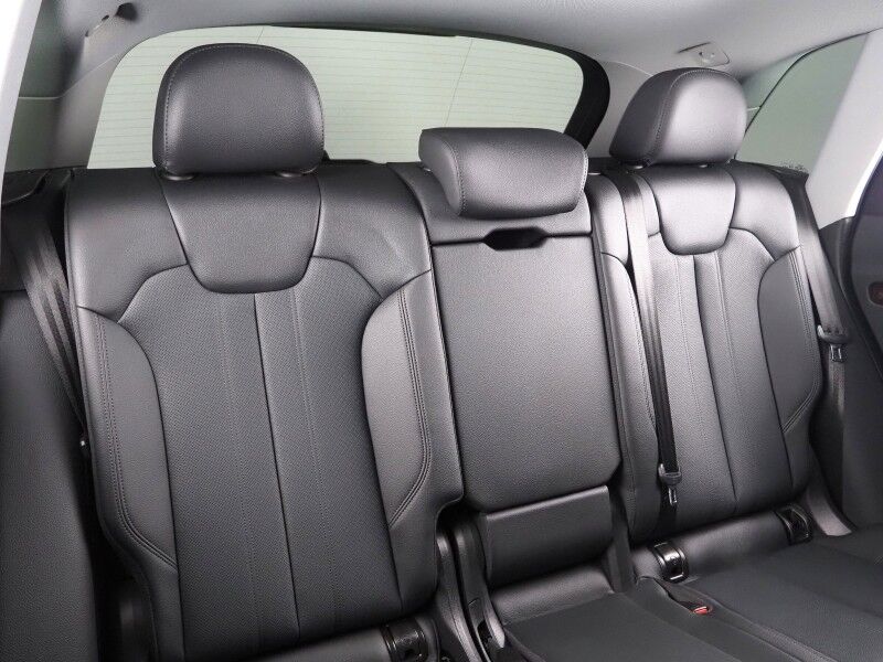 2020 Audi Q5 Premium Plus 45 TFSI Quattro *NAVIGATION, VIRTUAL COCKPIT, SAFTEY ALERTS, BACKUP-CAMERA, PANORAMA MOONROOF, LEATHER, CLIMATE SEATS, POWER LIFTGATE, 20 INCH WHEELS, WIRELESS CHARGING, ANDROID & APPLE Round Rock TX