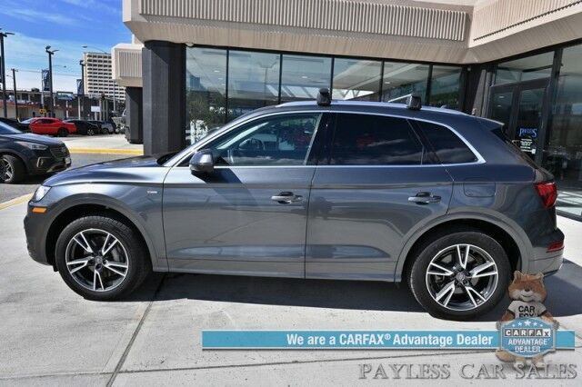 2020 Audi Q5 Premium Plus / AWD / S-Line / Hybrid / Driver Assist & Cold Weather Pkg / Front & Rear Heated Leather Seats / Heated Steering Wheel / Sunroof / NAV / Bang & Olufsen / Adaptive Cruise / Lane Depart & Blind Spot