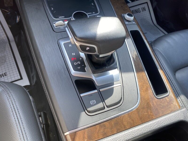 2020 Audi Q5 Premium Plus Bristol  PA