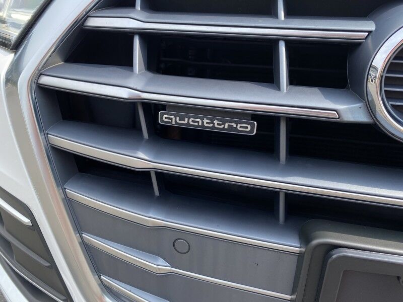 2020 Audi Q5 Premium Plus Bristol  PA