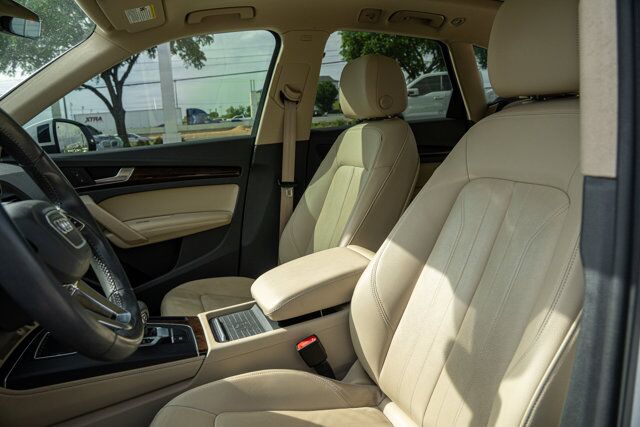 2020 Audi Q5 Premium Plus  Selma TX